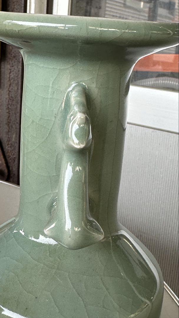 青磁 花瓶