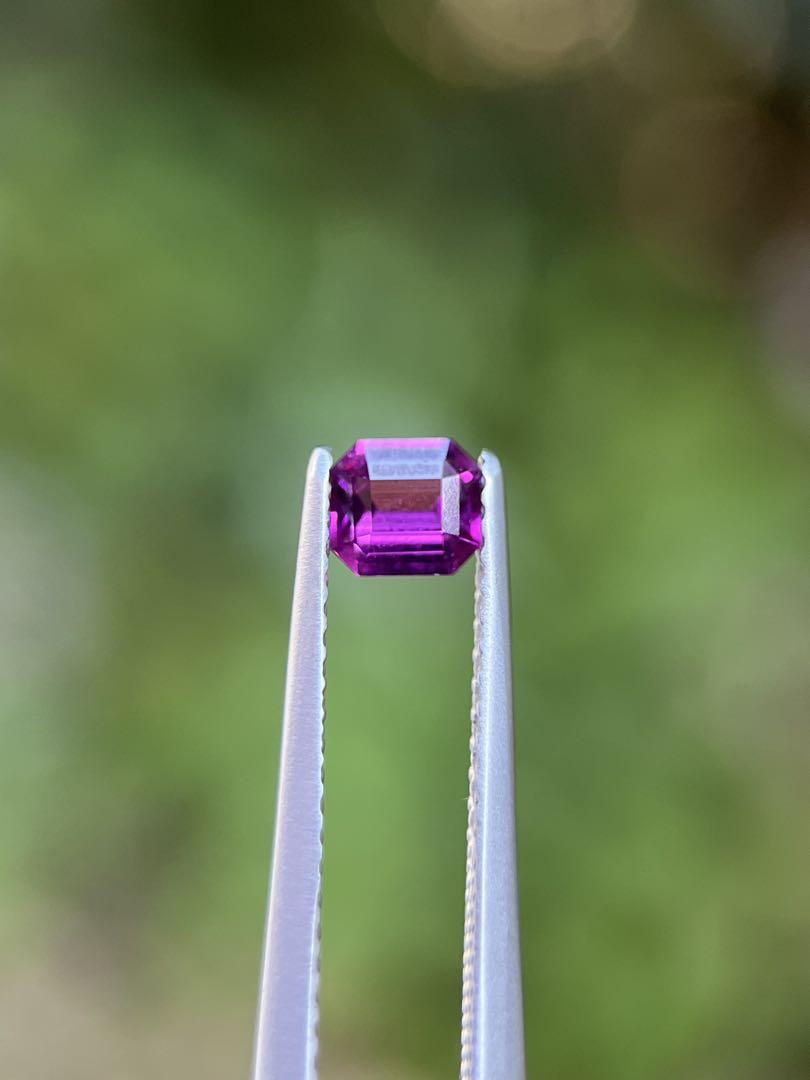 パープルガーネット0.38ct purple garnet モザンビーク産