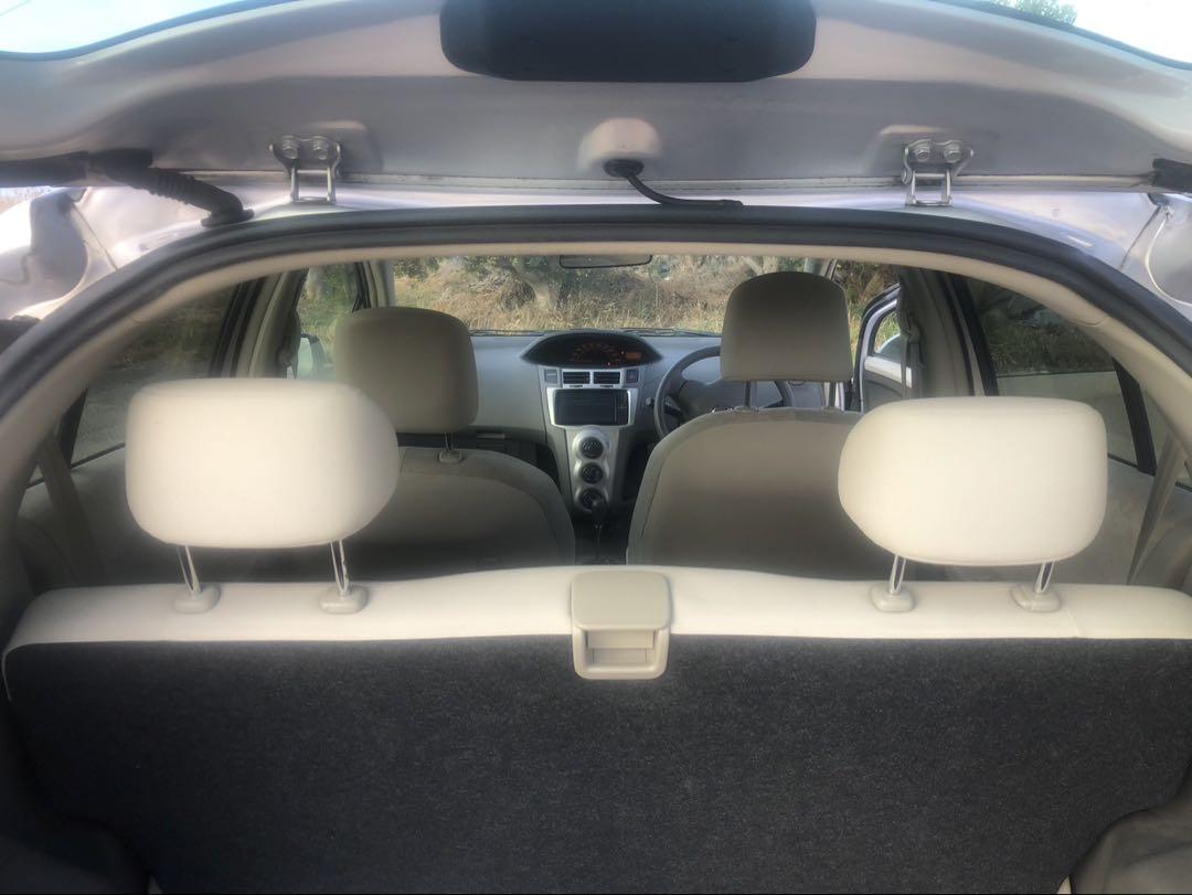 TOYOTA Vitz