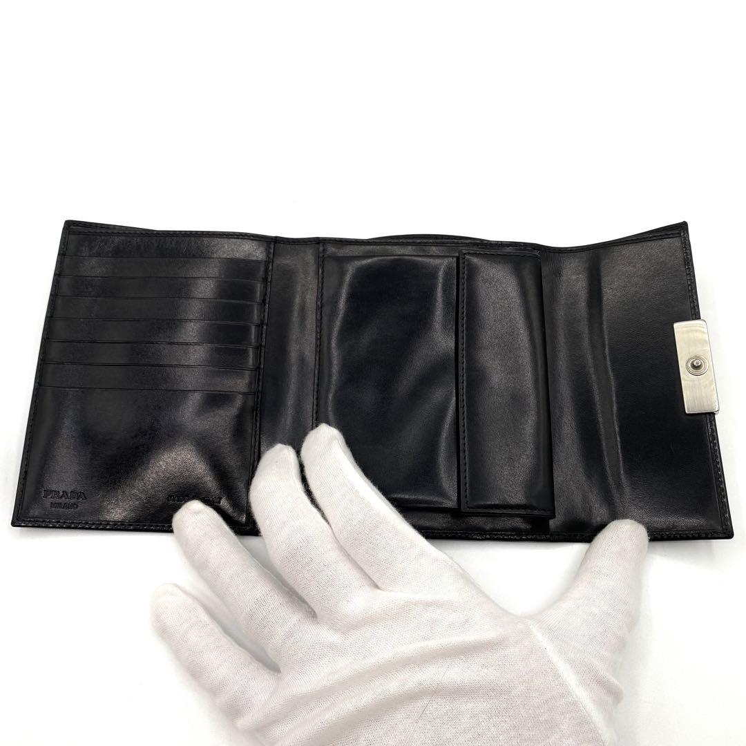 極美品 PRADA 三つ折り財布 ブラック レザー M170 ギャラ・箱