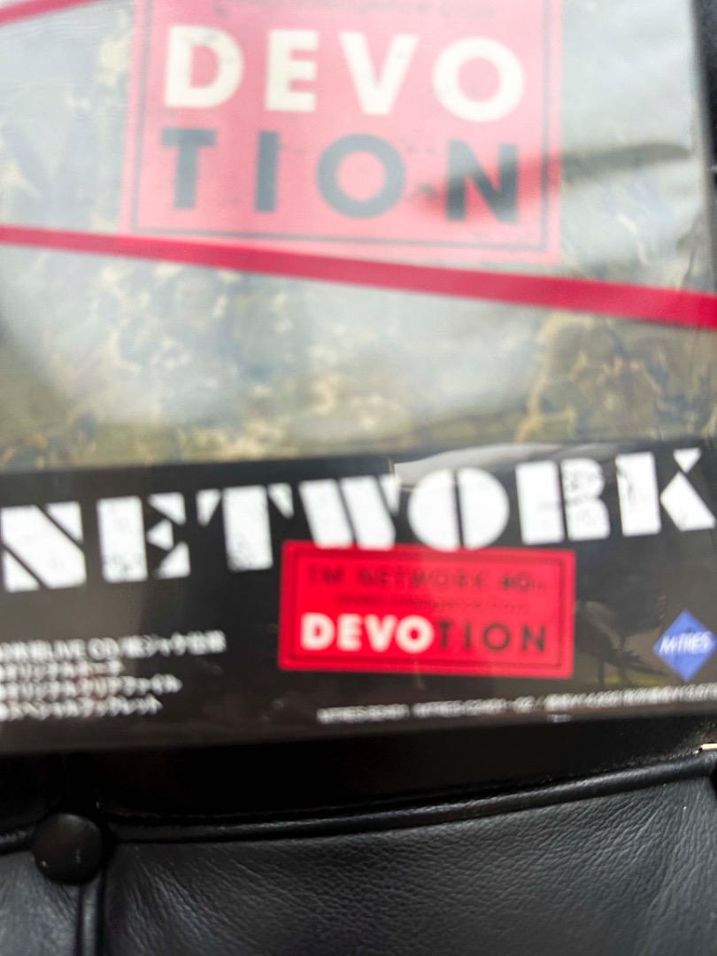 【3枚組初回限定盤】TM NETWORK DEVOTION Blu-ray DEVOTION【初回生産限定盤】・TM NETWORK | Sony Music Shop・CD