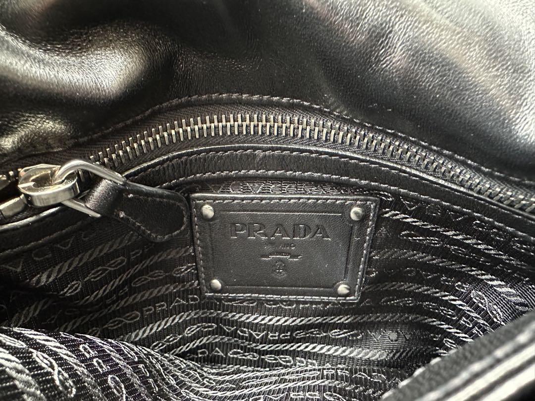 PRADA ブラック レース ハンドバッグ