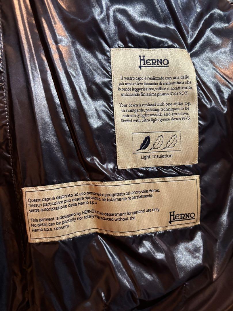 Herno ダウン（Hernoハンガー付き）