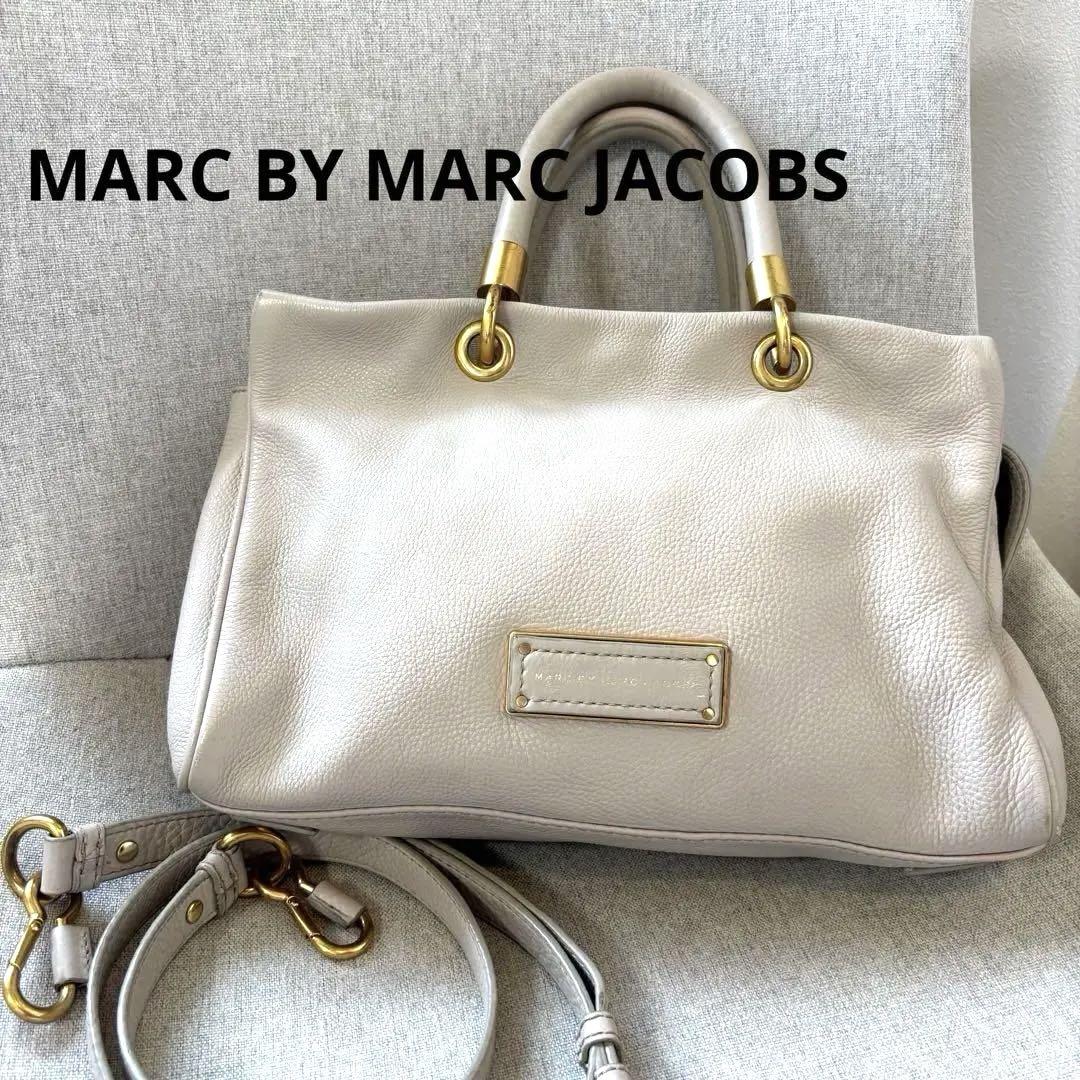 MARC BY MARC JACOBS マーク　バッグ グレージュ　ショルダー