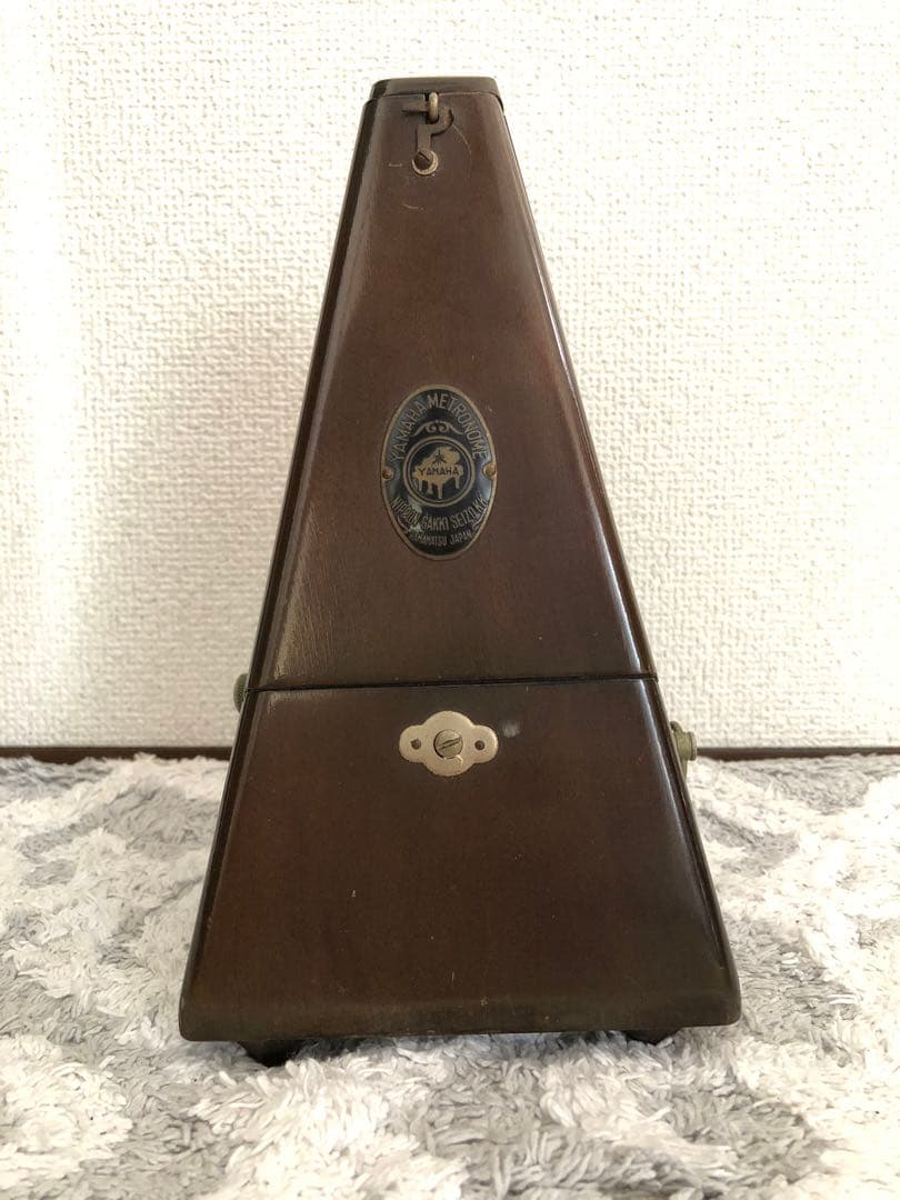 アンティークな木製メトロノーム YAMAHA ぜんまい式
