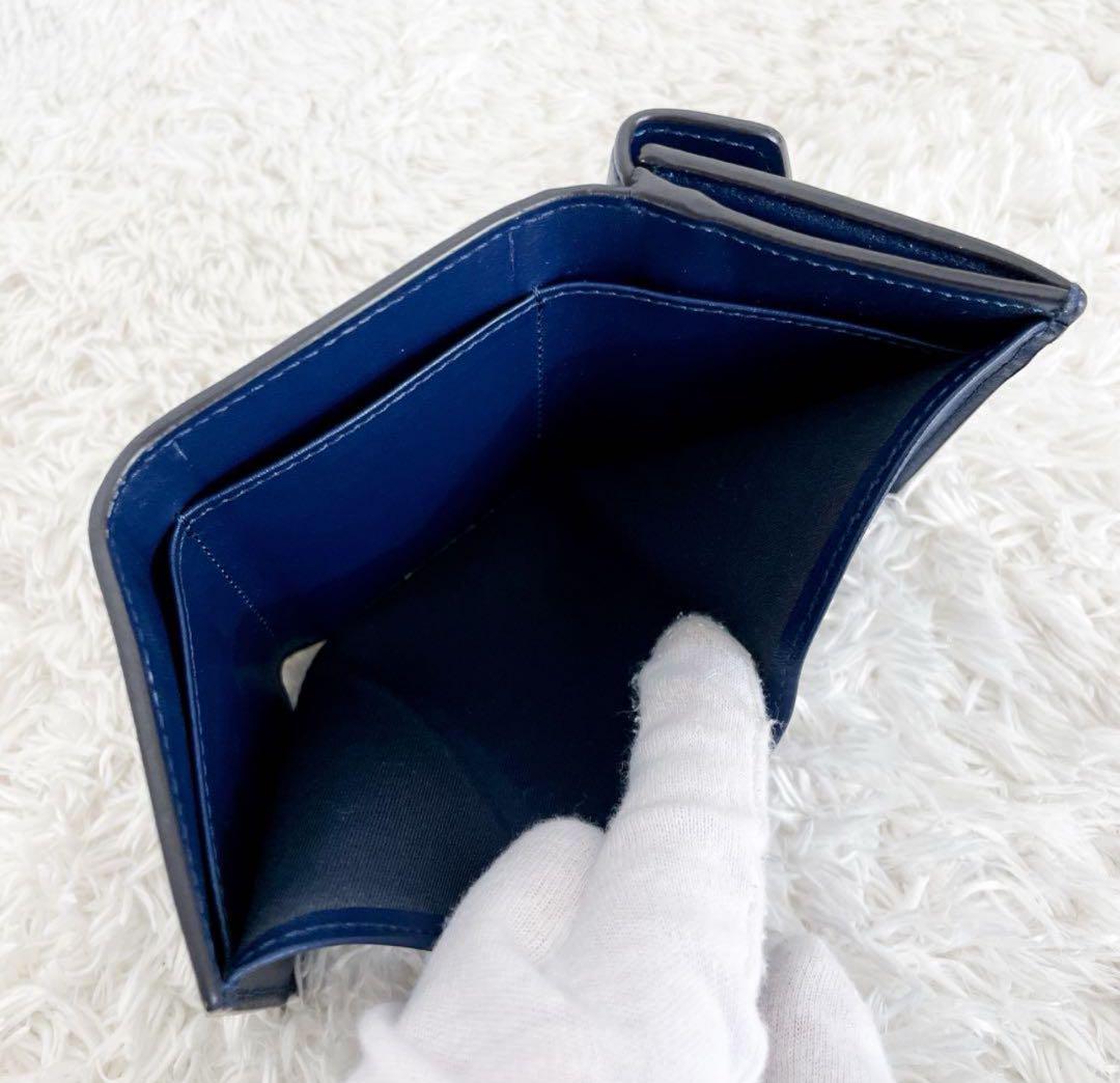 三つ折り財布