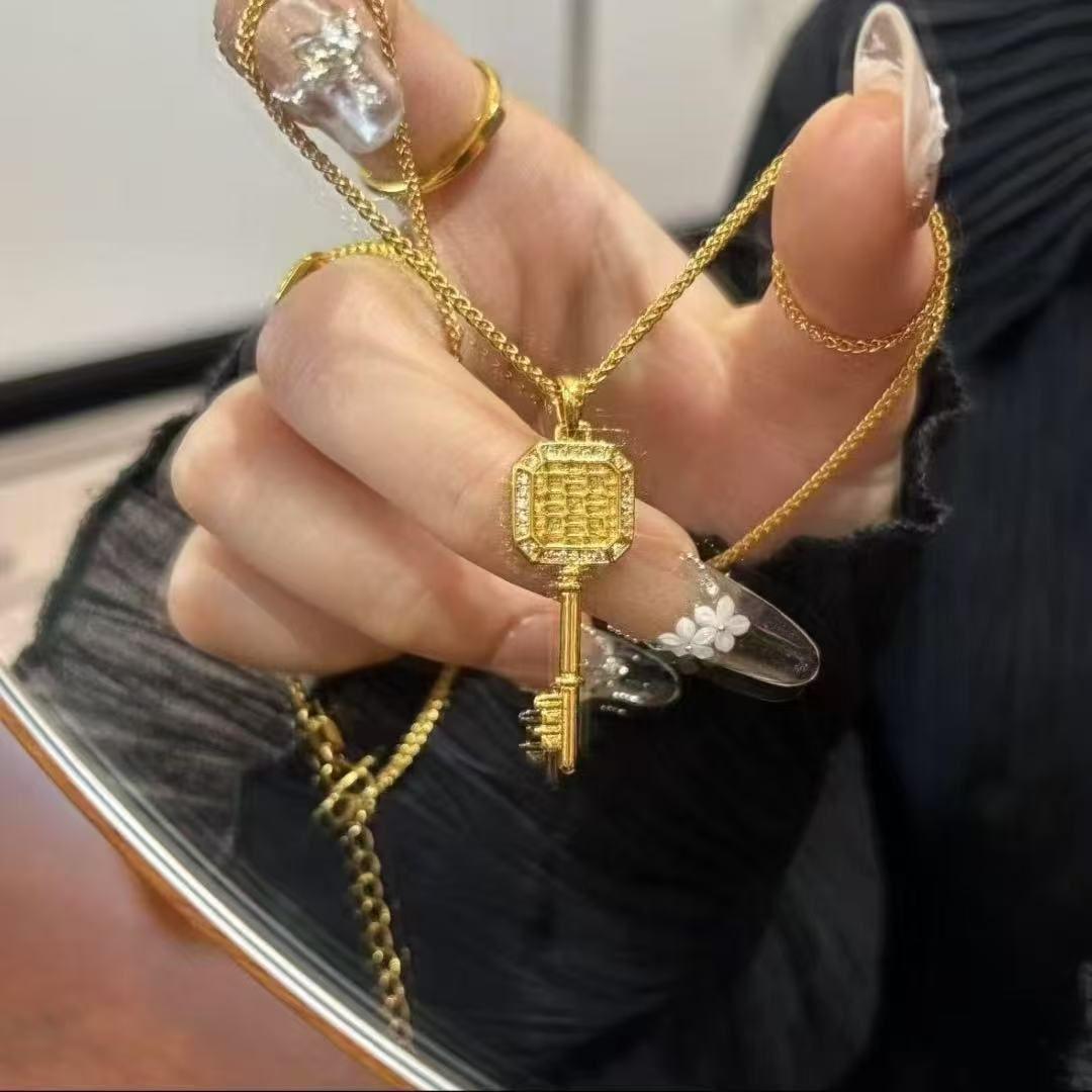 24金の999刻印ペンダント 24K 24金 ジルコン鍵ペンダントネックレス 足金999刻印入り