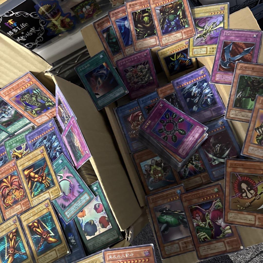 遊戯王 まとめ売り ノーマル9000枚以上 遊戯王 スーパー以上500
