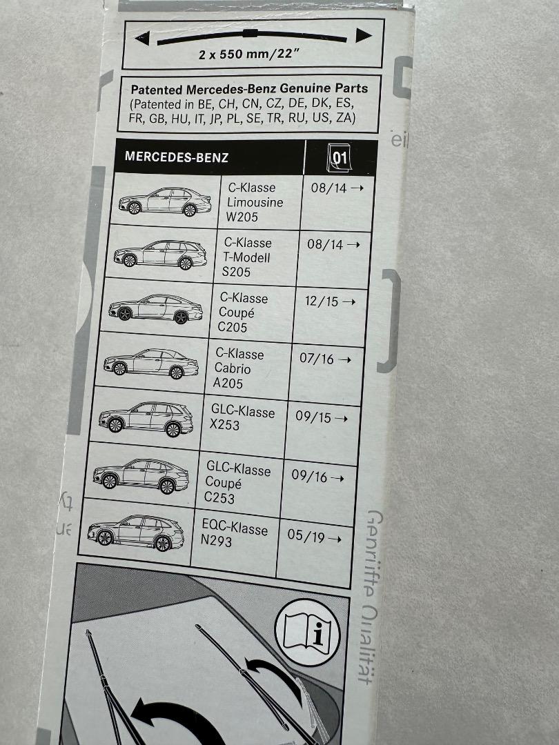 メルセデスベンツ　純正　Cクラス W205 用 フロントワイパーセット 2セット