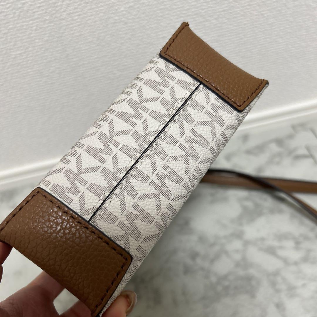 極美品！マイケルコースのミニショルダーバッグ