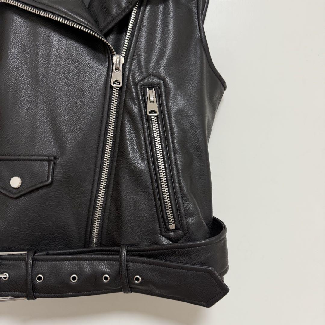 ZARA ザラ　レザージャケット　ベスト　ベルト　L ライダース　バイク ZARA 】ザラ レザージャケット ベスト ベルトMライダース バイク