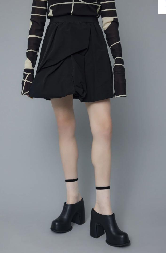 HeRIN.CYE Random gather skirt BLACK