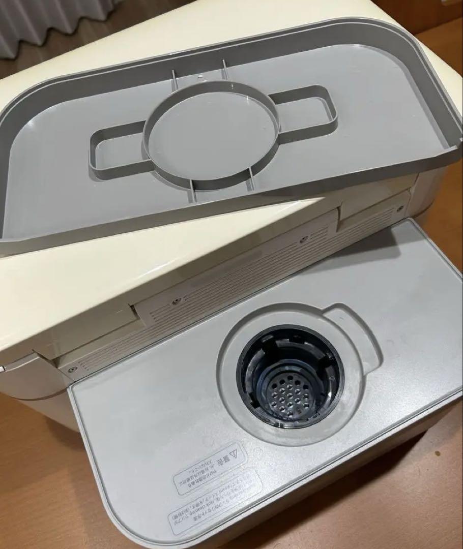 サキナエステマシン　サキナビジュー　美顔器
