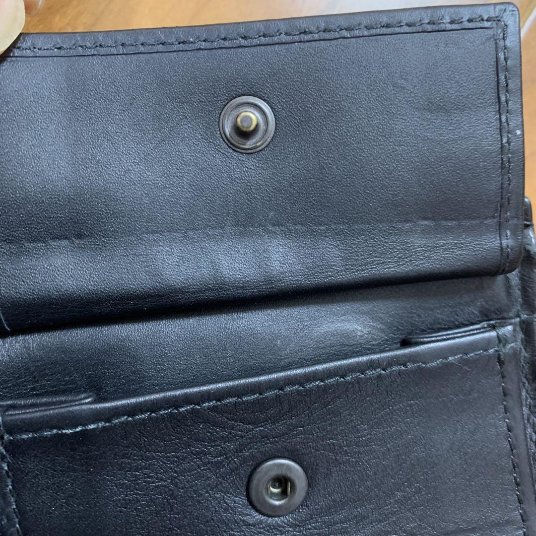 黒レザー二つ折り財布　ボッテガヴェネタ