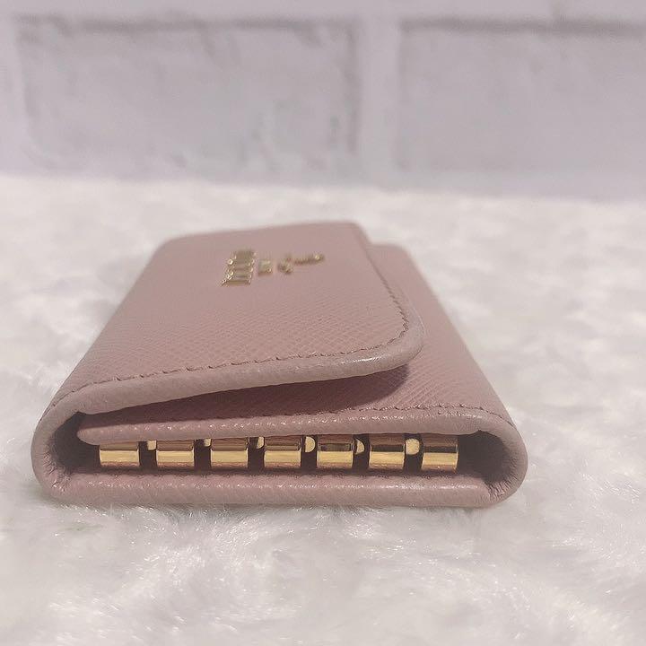 により PRADA 6連 数回使用の美品 正規品 4cEYs-m19013430574 サフィアーノ キーケース カテゴリー
