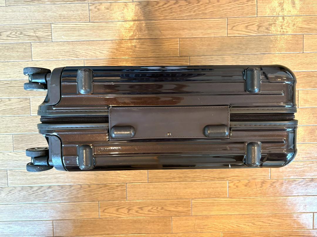 RIMOWA 4輪サルサデラックス 機内持ち込みサイズ