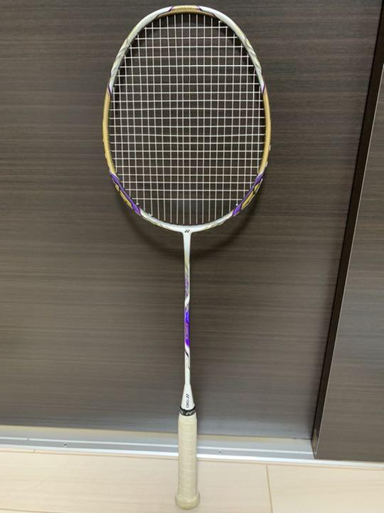 YONEX バドミントンラケット ヨネックス