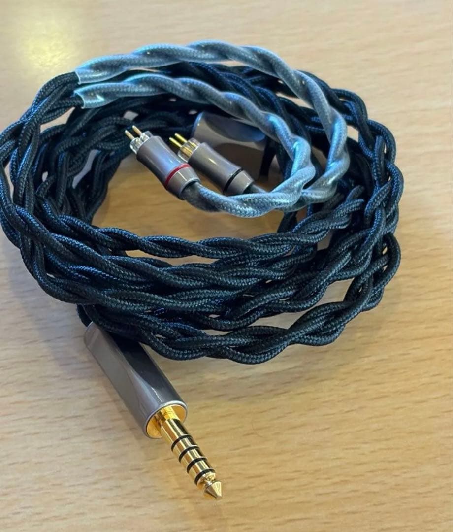 NICEHCK 60saga 2pin 4.4mmプラグケーブル目立った傷や汚れなし