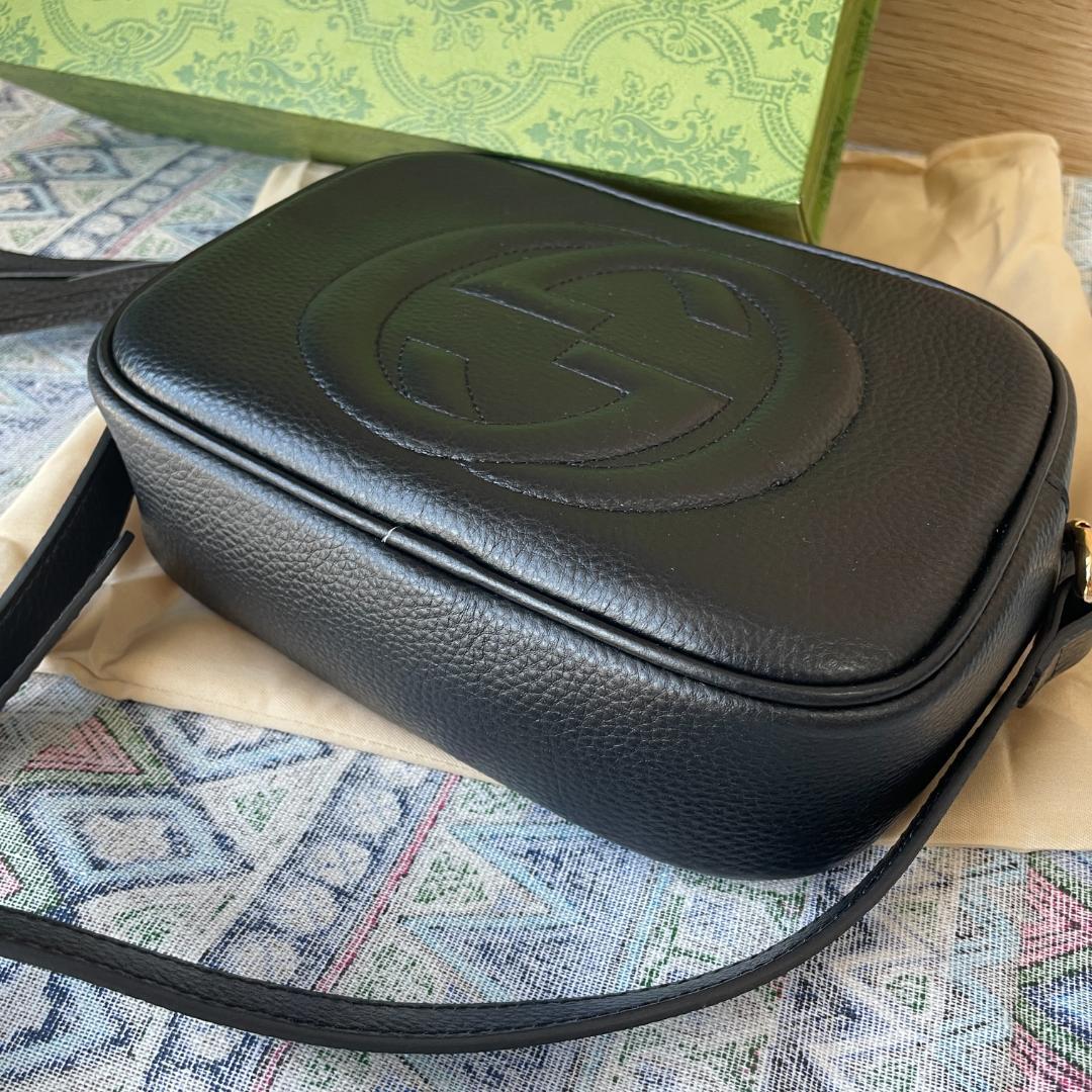 メッセンジャーバッグ