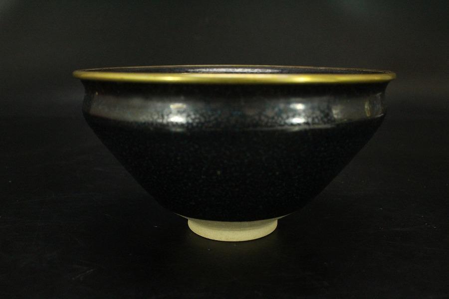 茶道具 京焼 万代草山造 金彩油滴天目茶碗 抹茶碗 八十本立 茶筅付 美品768
