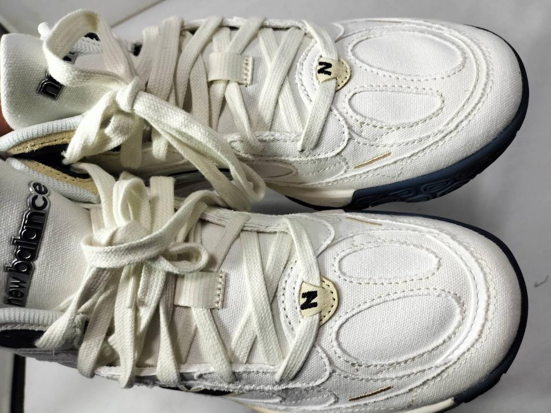 ☆新品　ニューバランス fresh foam bb バスケ　シューズ26.5