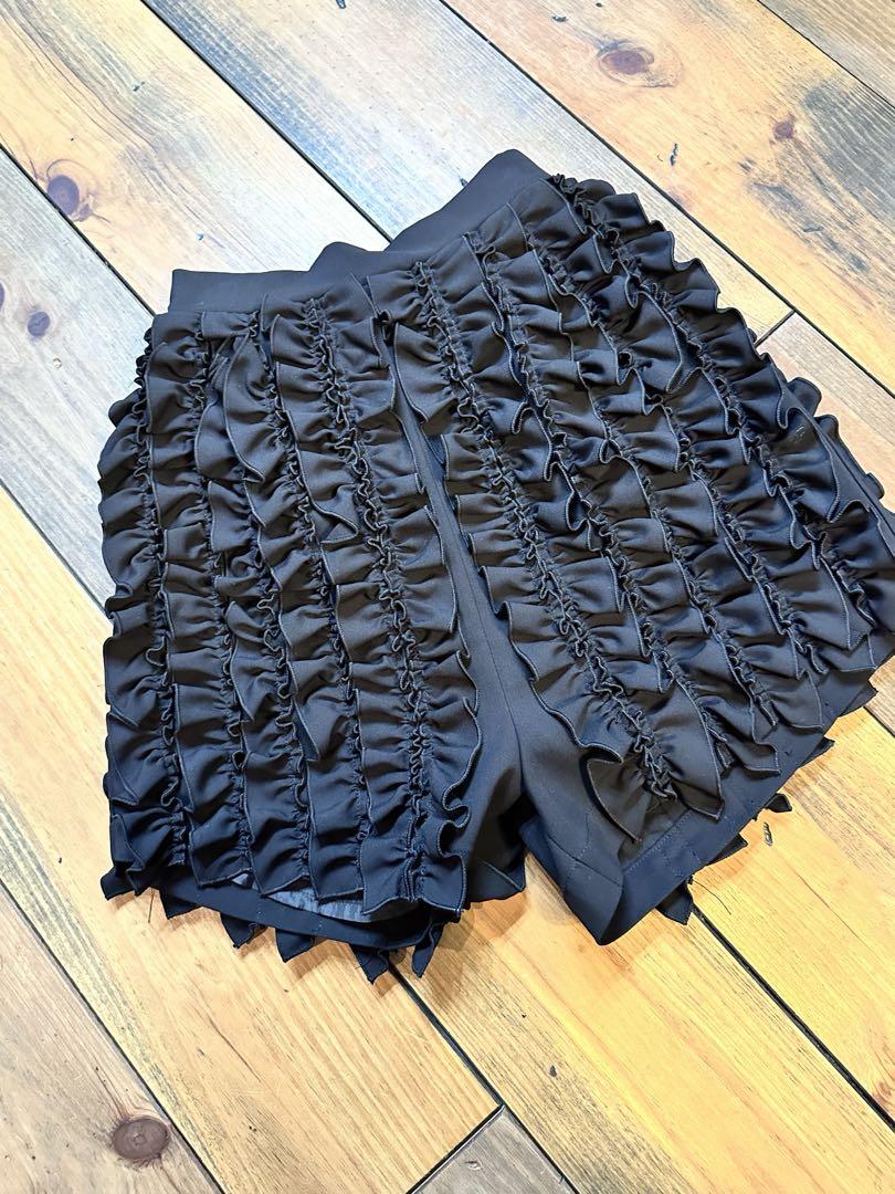 HIAND Frill Shortpants