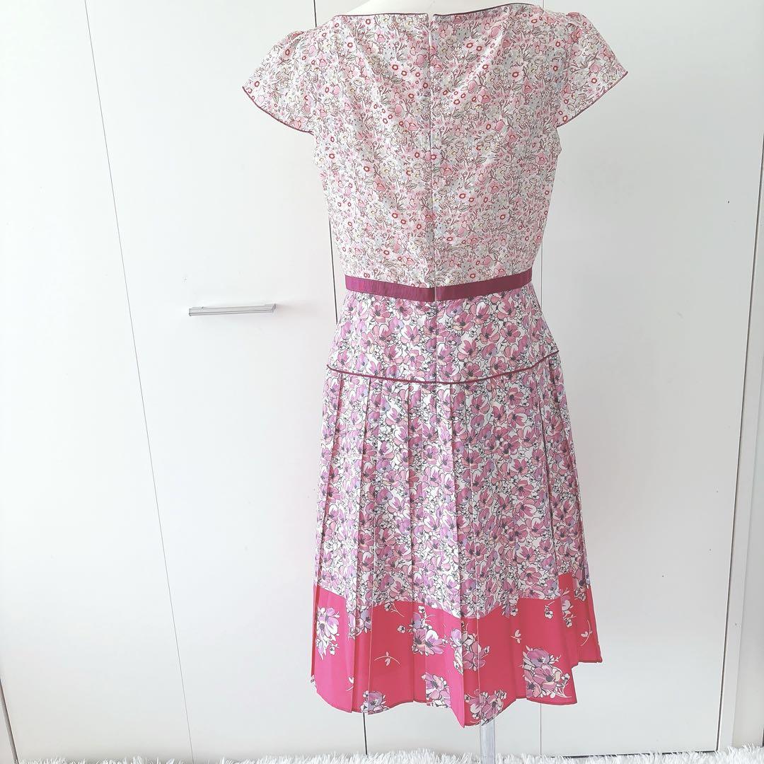 【☆140ｍ】Ｍ トッカ TOCCA 花柄 膝丈 ワンピース ピンク系 ☆140m】M トッカ TOCCA 花柄 膝丈 ワンピース ピンク系Ω