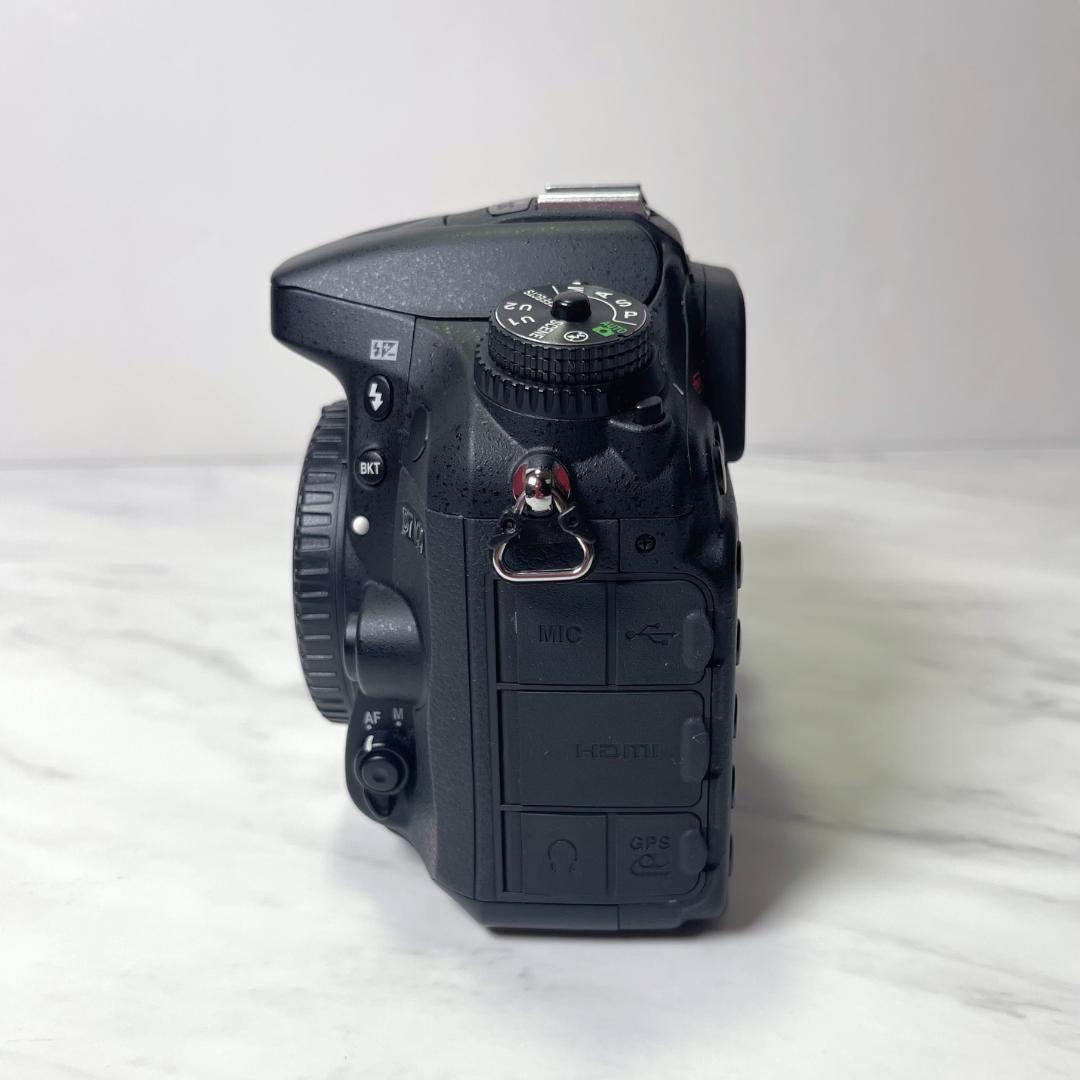 【美品】ニコン D7100 16-85 VR レンズキット 液晶保護フィルム済み