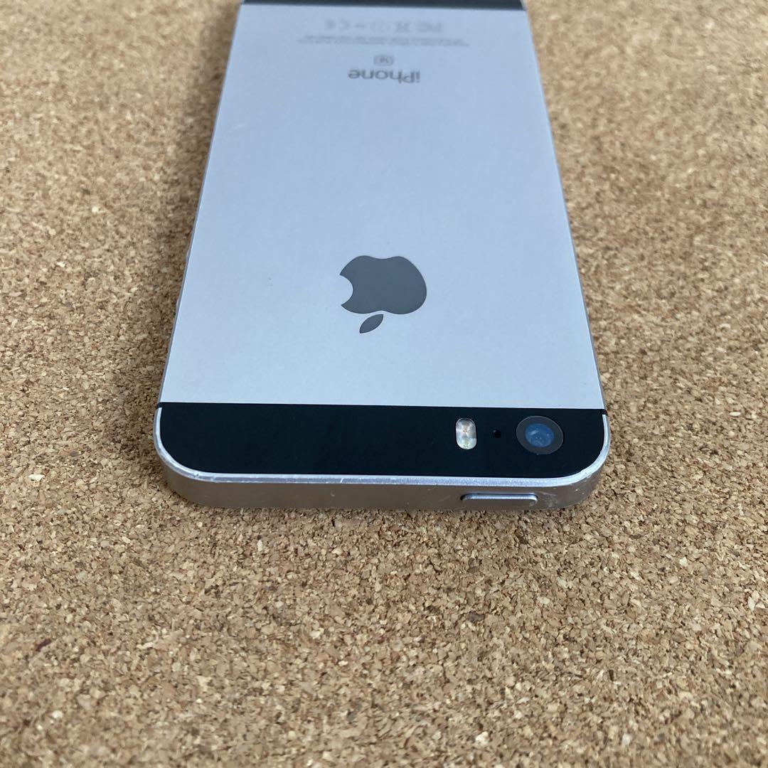 9886【早い者勝ち】電池最良好☆iPhoneSE 32GB SIMフリー☆ブラ