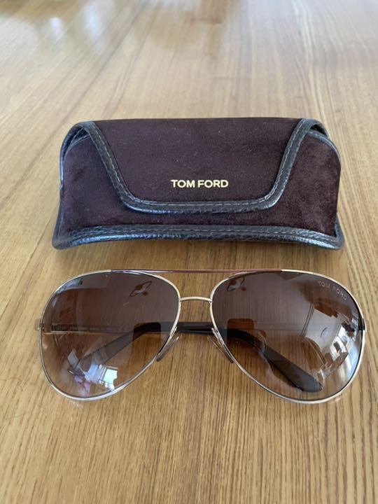 【美品】TOMFORDティアドロップ