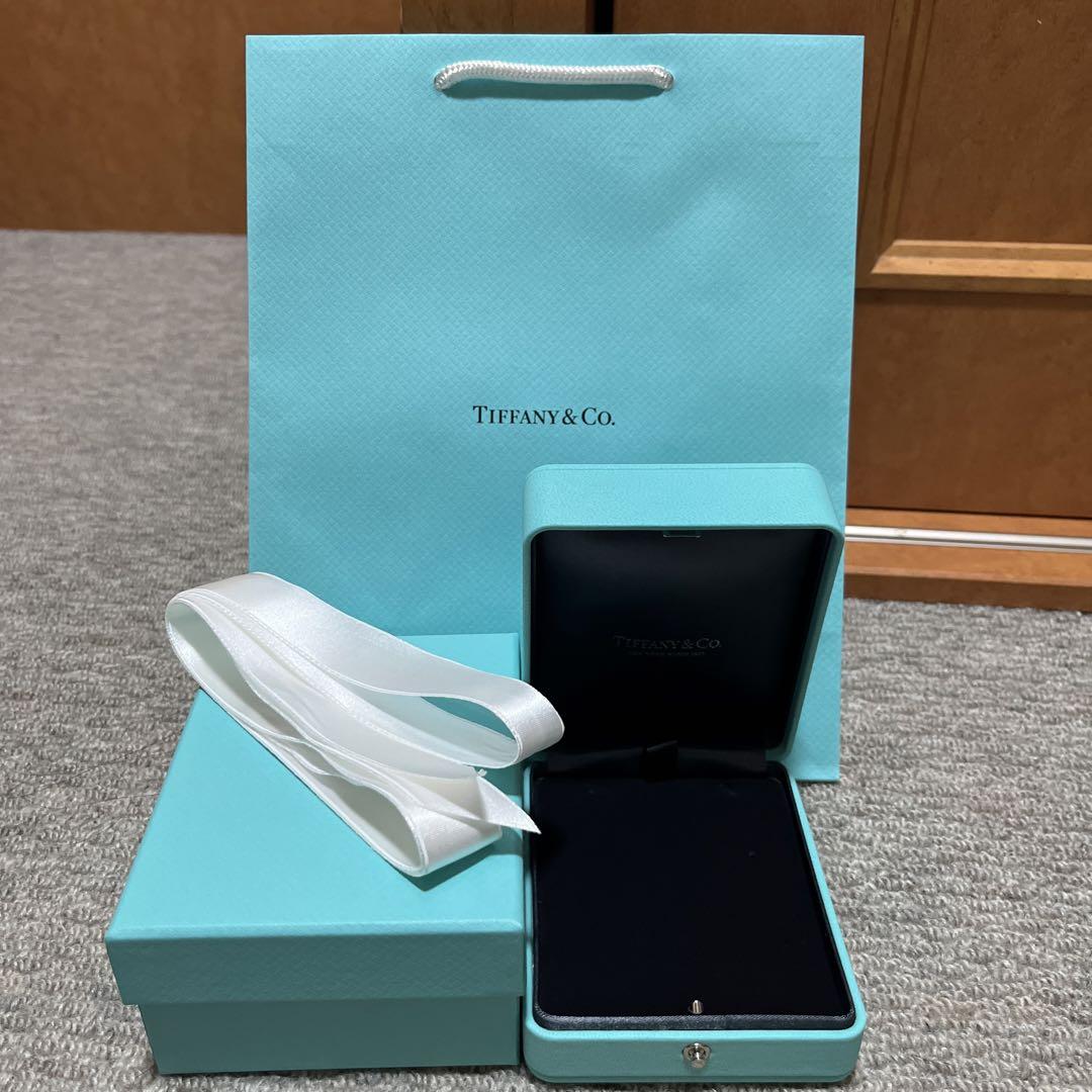 ティファニーネックレス空箱