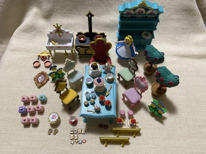 正規品販売 ディズニードールハウス アシェット 小物 ふしぎの国のアリスの部屋 ゲームキャラクター Www Kny Design Com