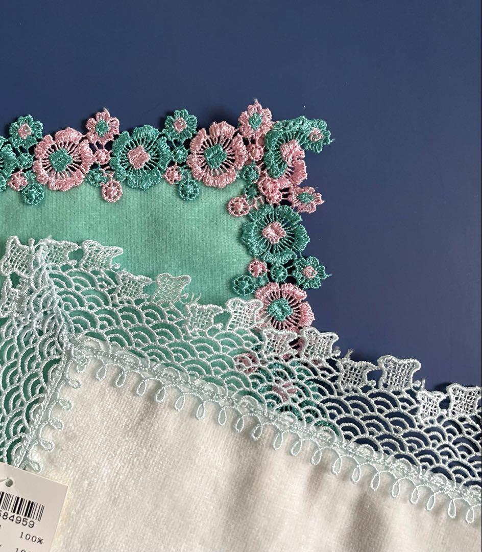 新品レア２枚set⭐️波千鳥&婦人画報別注ペチュニア⭐️近沢レースタオルハンカチ