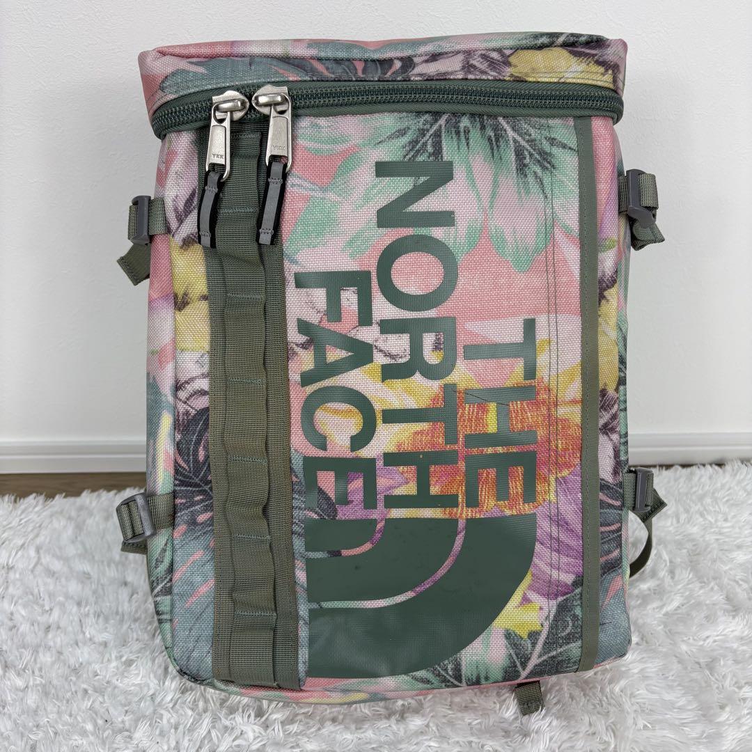 希少入手困難バレットピンクサンライズプリントノースフェイスヒューズボックス21L THE NORTH FACE ヒューズボックス バレットピンクサンライズ