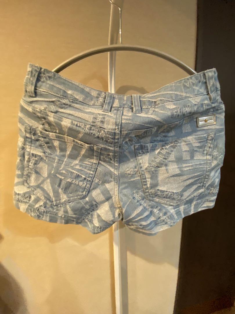 マークアンドロナパームツリー柄デニムショートパンツ