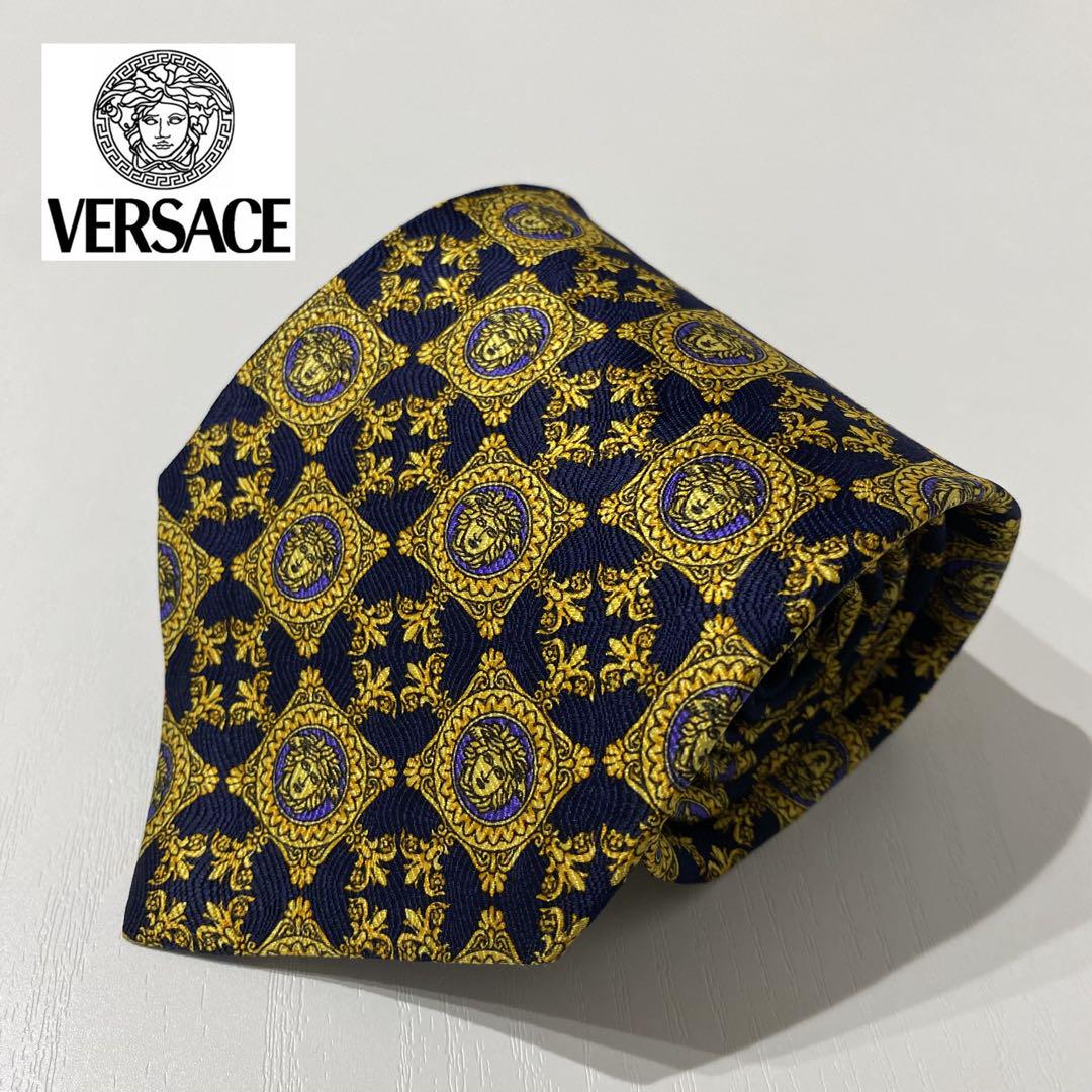 プレゼントにも！VERSACEバロックプリントメデューサ柄ネクタイ新品未使用 ネクタイ ブランド ヴェルサーチェ ゴールド メデューサ柄