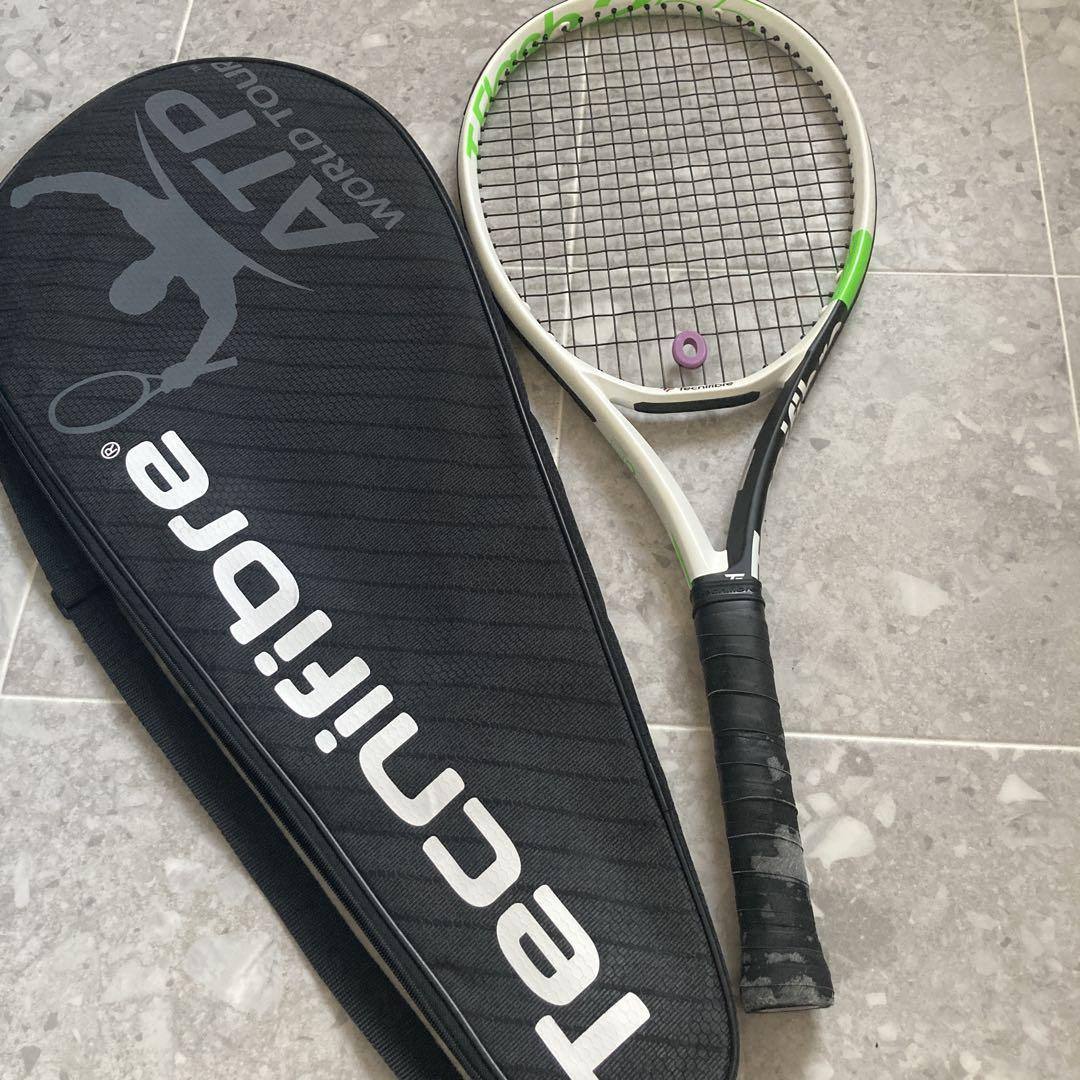Technifibre T-Fight 300 ラケット 2本セット
