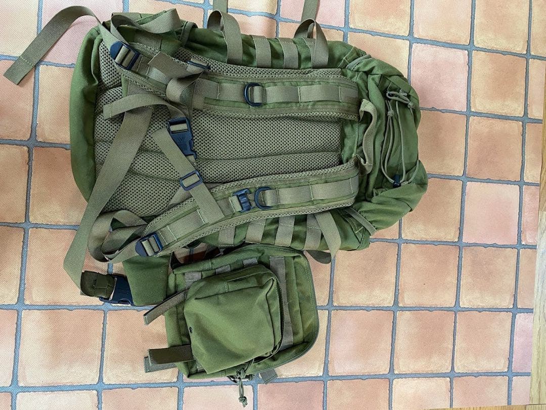 SRさん専用　karrimorSF オリーブグリーン バックパックセット