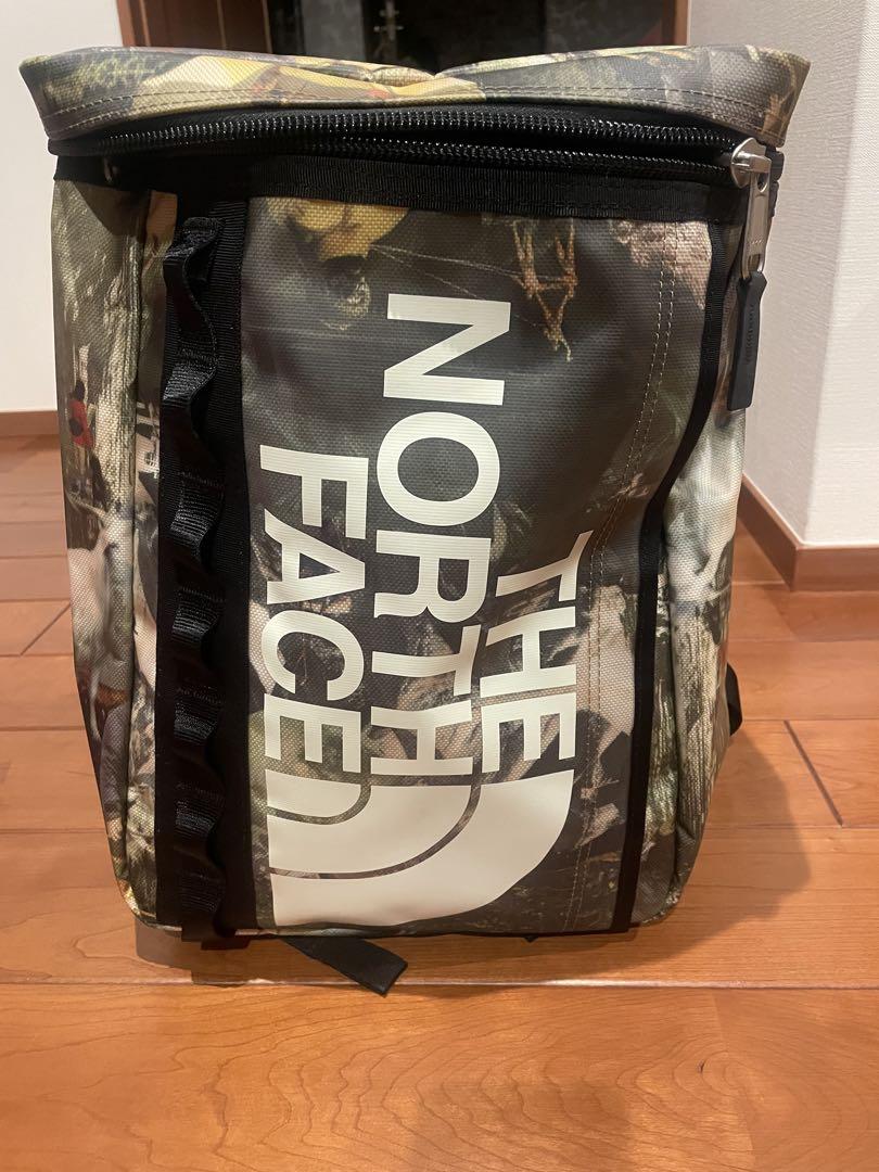 THE NORTH FACE 迷彩柄ナップザック