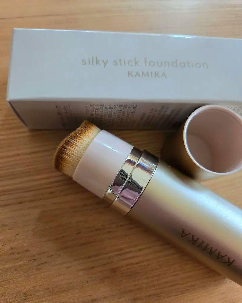 KAMIKA シルキースティックファンデーション　ベージュ 11g容量品