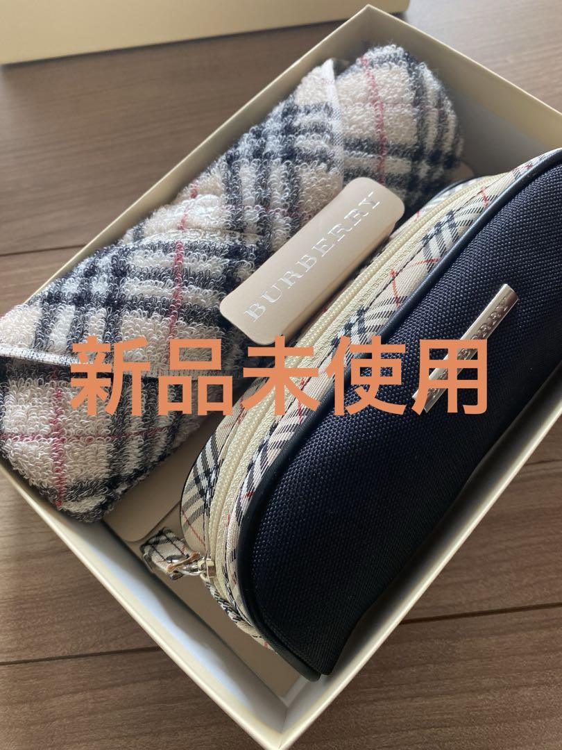 バーバリーペンケースとハンカチセット新品未使用