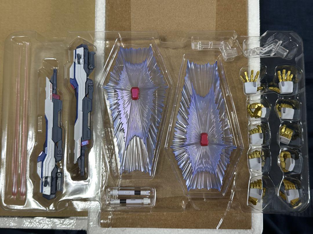中古メタルビルド ストライクフリーダムガンダム2024 光の翼セット