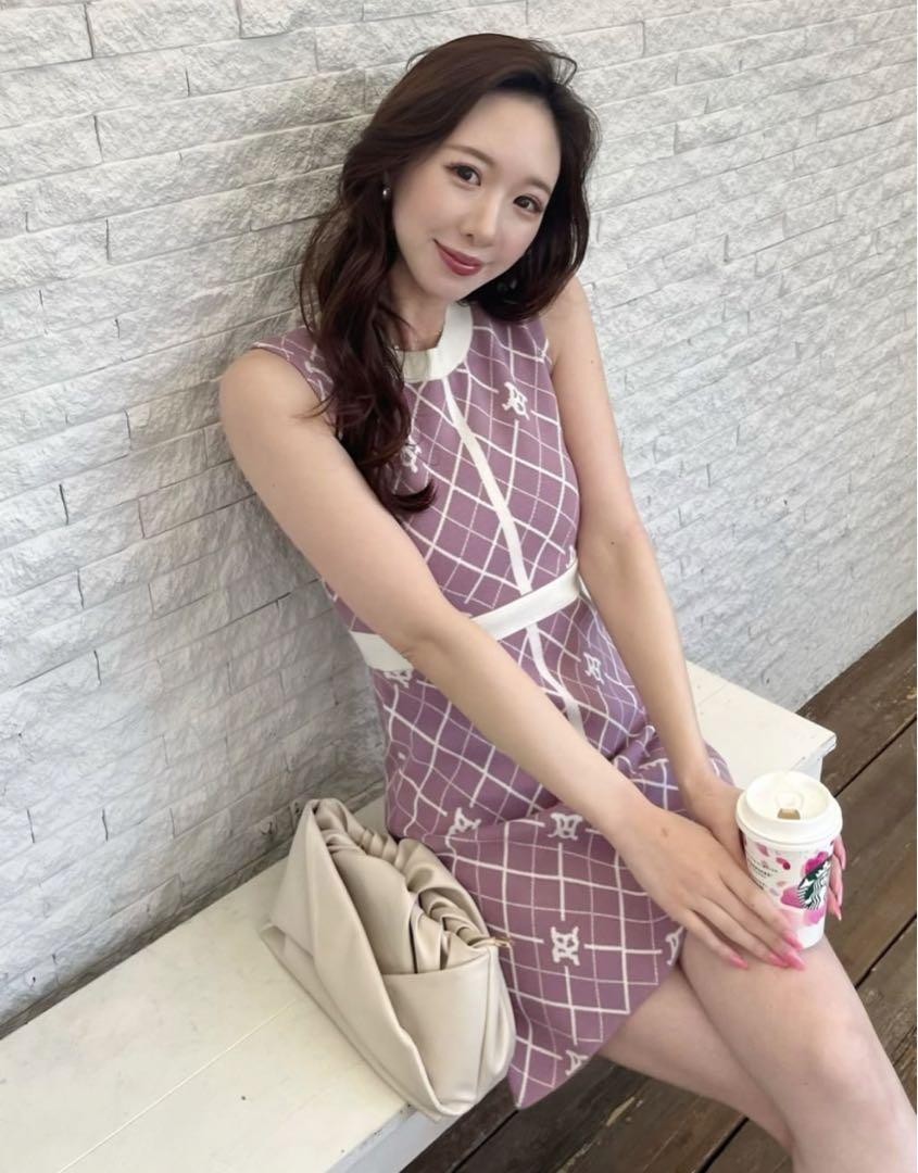 新品タグ付き ROYAL PARTY エンブレム総柄ニットミニワンピース  p