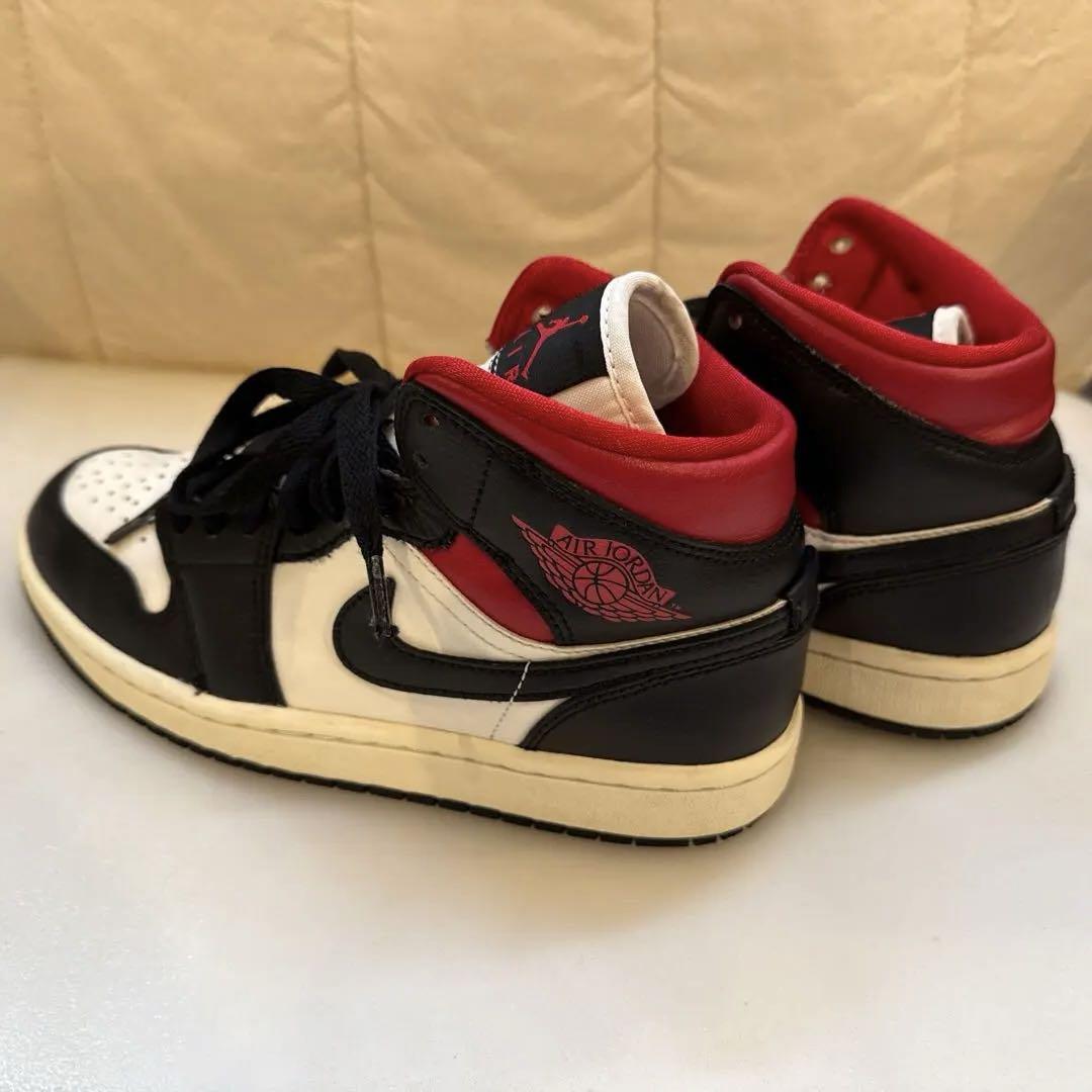 【 美品 】 NIKE AIR JORDAN 1 MID 女性用 24cm