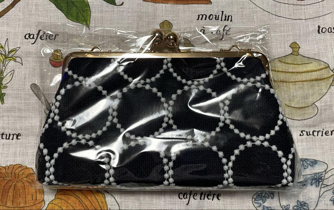ハンドメイド　ミナペルホネン　がま口