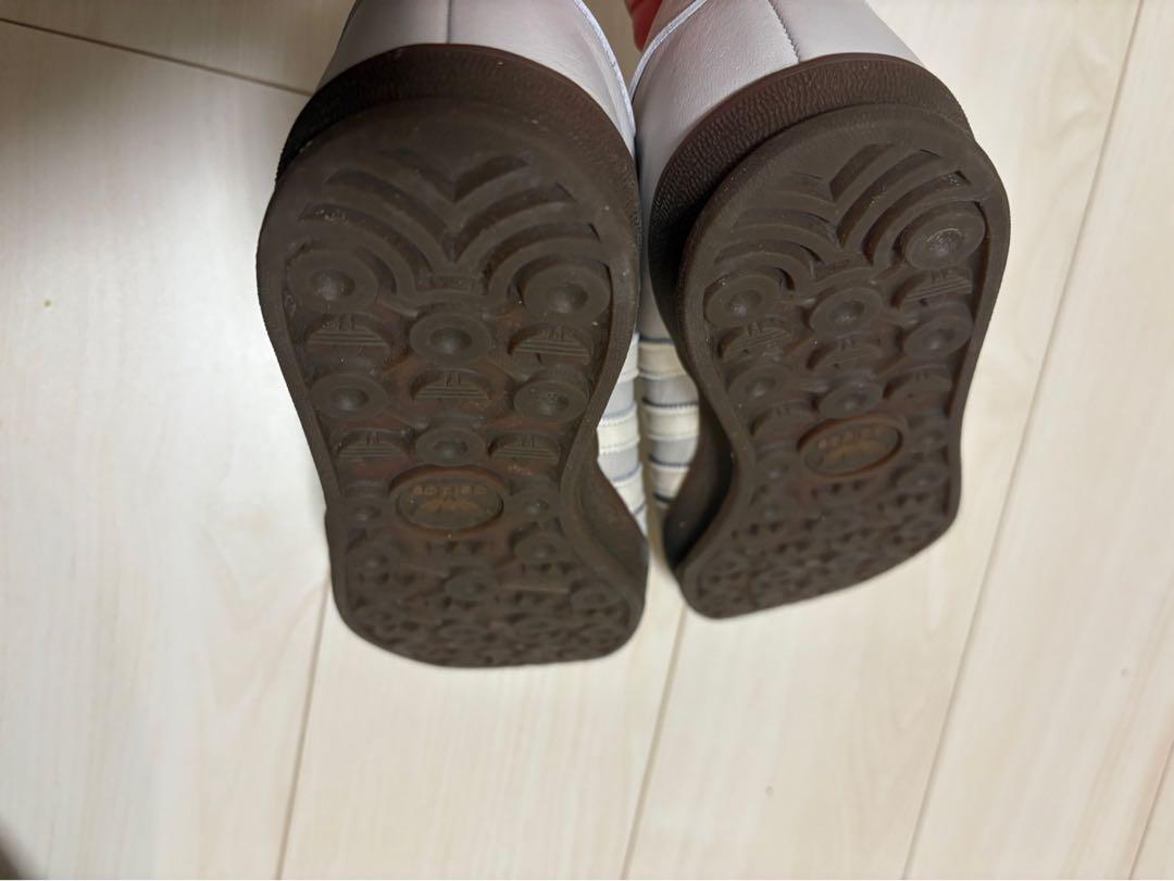 別注adidas × URガゼル INDOOR スニーカー