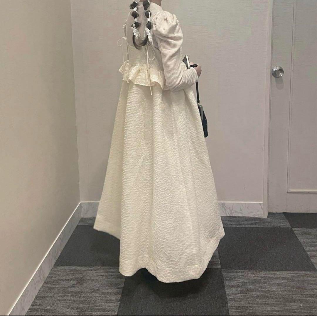bibiy. FIORE DRESS ワンピース　アイボリー(CREAM) bibiy. FIORE DRESS ワンピース アイボリー(CREAM) - メルカリ