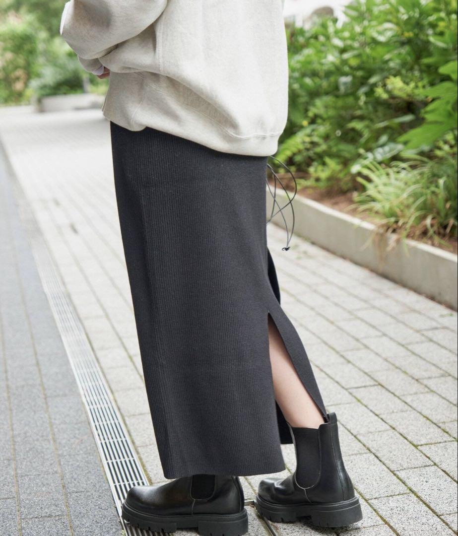 Spick and Span. スパンコールリブニットスカート【新品未使用】