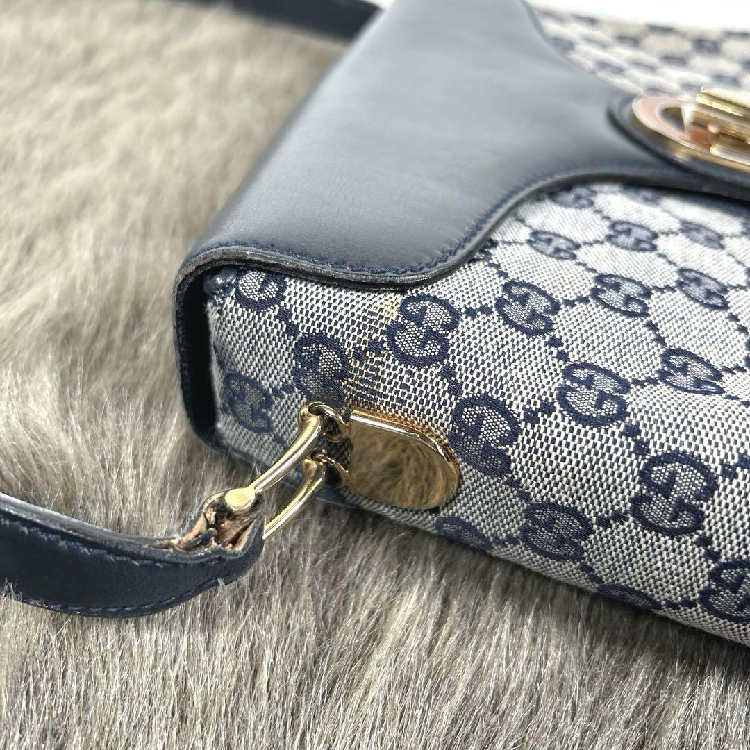 《良品✨激レア》GUCCI ショルダーバッグ　ネイビー　GG K1304