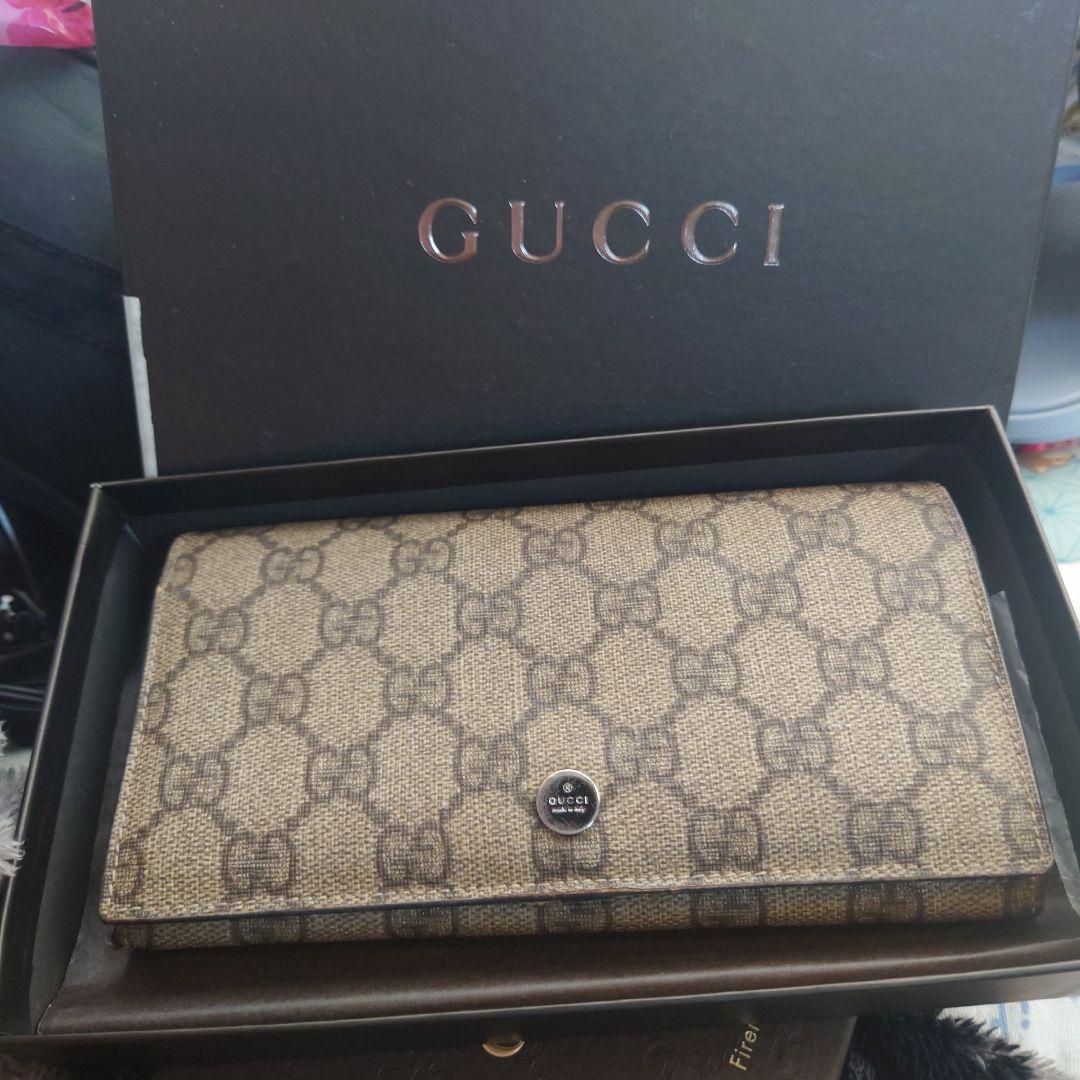 GUCCI GGパターン 二つ折り財布 - メルカリ